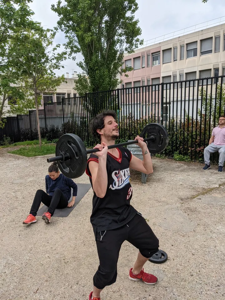 Home-Workout: Coach sportif à Montreuil - Cours collectifs et coaching privé — coaching personnel-studio à Villiers - Barbusse, Montreuil — 2