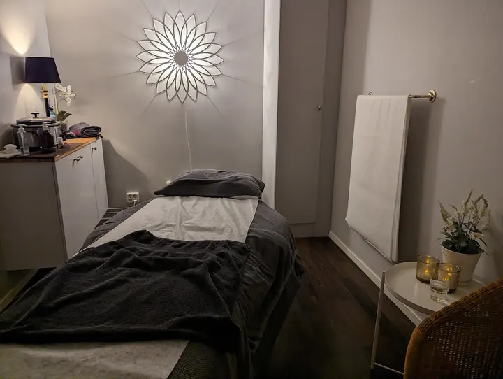 p.a.u.s Skönhet & Hälsa — yoga-studio i Ekkällan, Linköping — 2