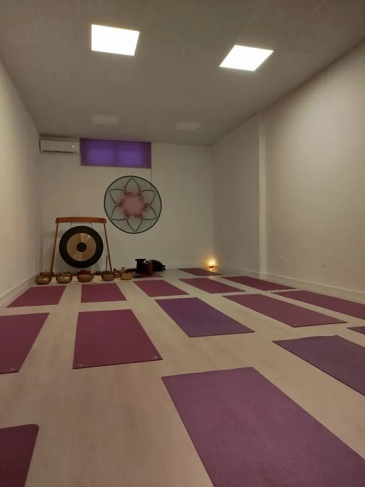 Clases de yoga en sevilla * Cuídate Yoga* — yoga-studio en Pino Montano, Sevilla — 2