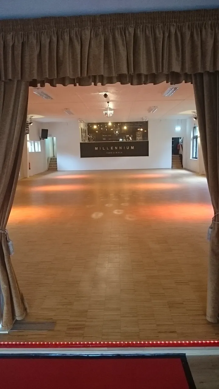 Millennium Tanzschule — Tanz in Elsen, Paderborn
