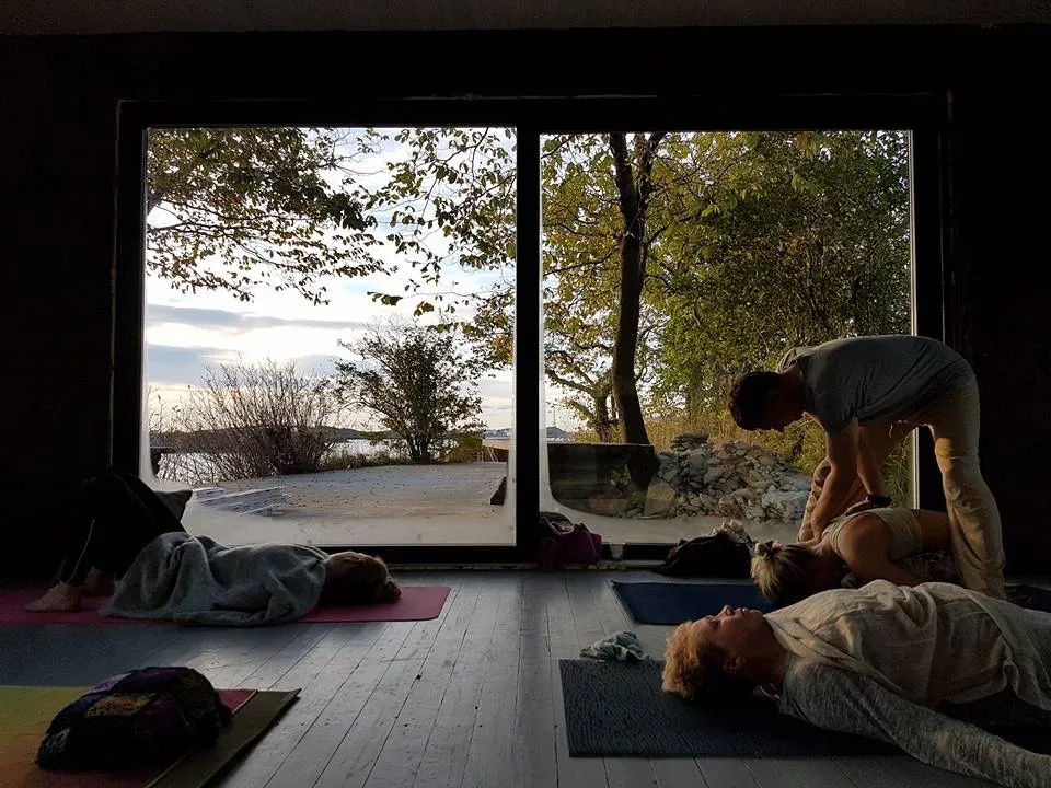Astou Yoga — yoga-studio i Kaldnes, Tønsberg — bild 2