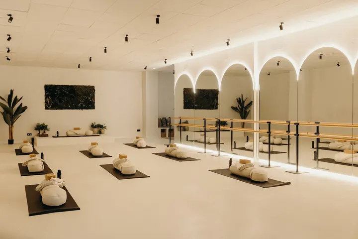 Yoga del Norte Gijón — yoga-studio en L'Arena, Gijón — 2