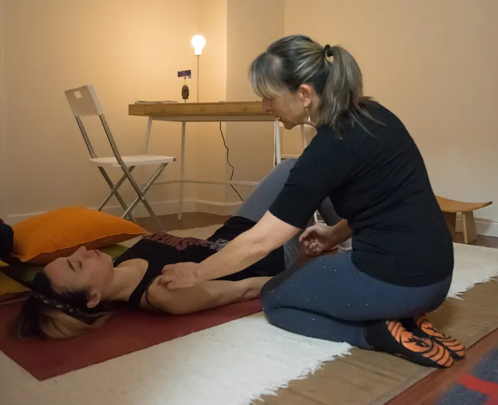 Alma-Soul Centro Especializado En Yoga Y Pilates — Yoga en Chamartín, Madrid
