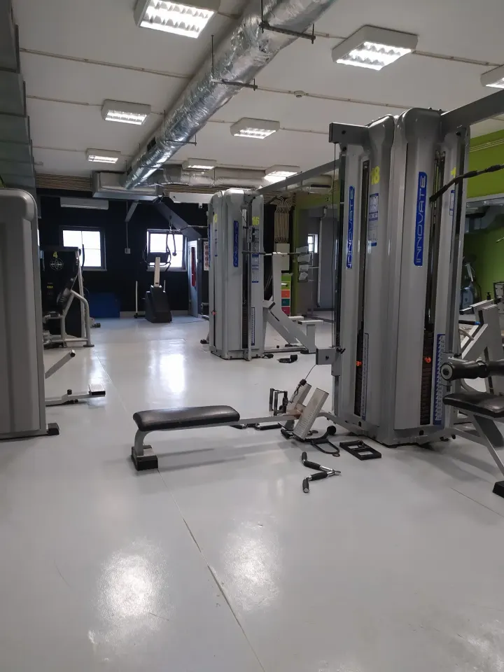 ALPHAFITNESS — Ginásio em Bairro do Pôr do Sol, Santiago do Cacém