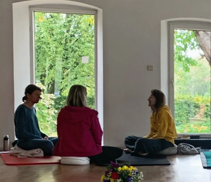 Schneidersitz — yoga-studio in Hamburg — 4