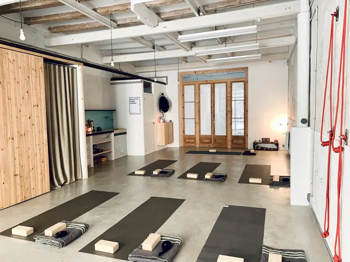 Planetakalimath — yoga-studio en Sant Martí, Barcelona — 2