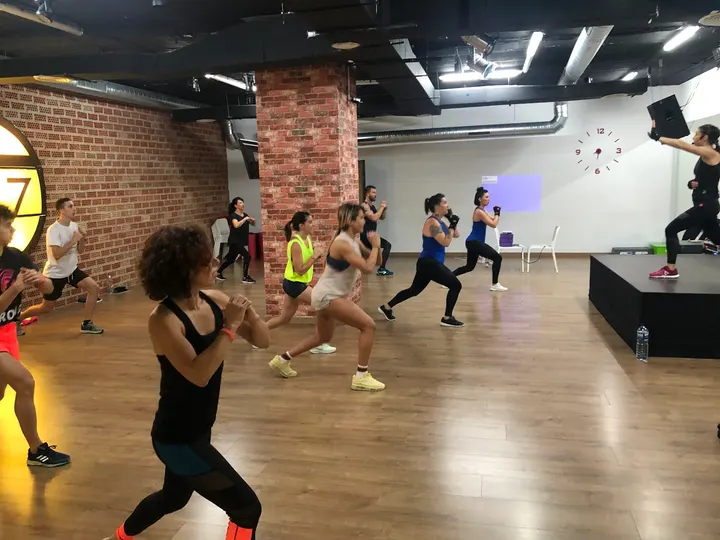Sala 17 Dance & Fitness Center — estudio de fitness-studio en La Buhaira, Sevilla — 3