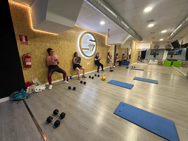 Sala 17 Dance & Fitness Center — estudio de fitness-studio en Sevilla — 3