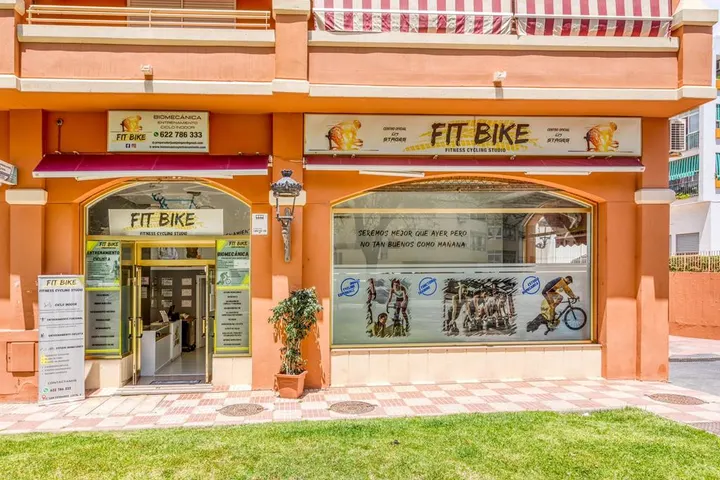 Fit bike estepona — pt studio-studio i Balcones del Mar, Estepona