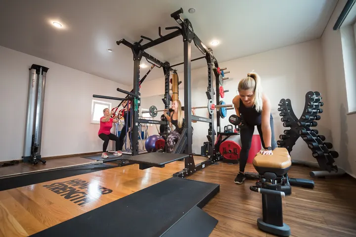 LADY FORM — fitnessstudio in Wiesbaden — 2