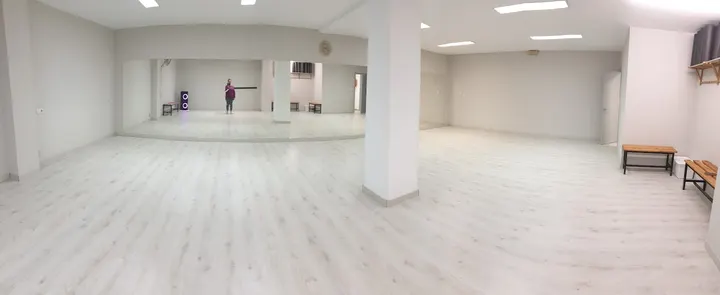 Crossbody Estudio De Danza S.C. — baile-studio en Fonteculler — 2