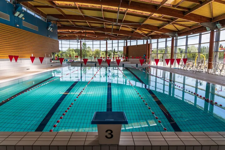 Centre nautique les Rivièrades — salle de fitness-studio à Cloyes-sur-le-Loir, Cloyes-les-Trois-Rivières — 2