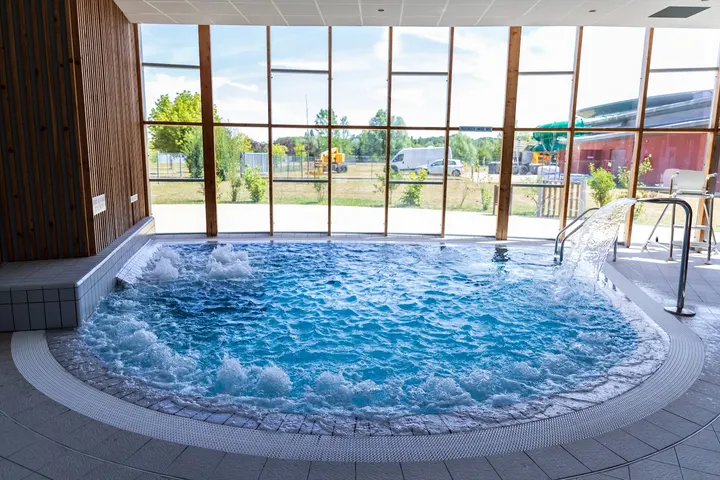 Centre nautique les Rivièrades — salle de fitness-studio à Cloyes-sur-le-Loir, Cloyes-les-Trois-Rivières — 3