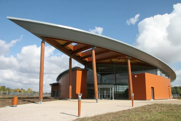 Centre nautique les Rivièrades — salle de fitness-studio à Cloyes-les-Trois-Rivières — 5