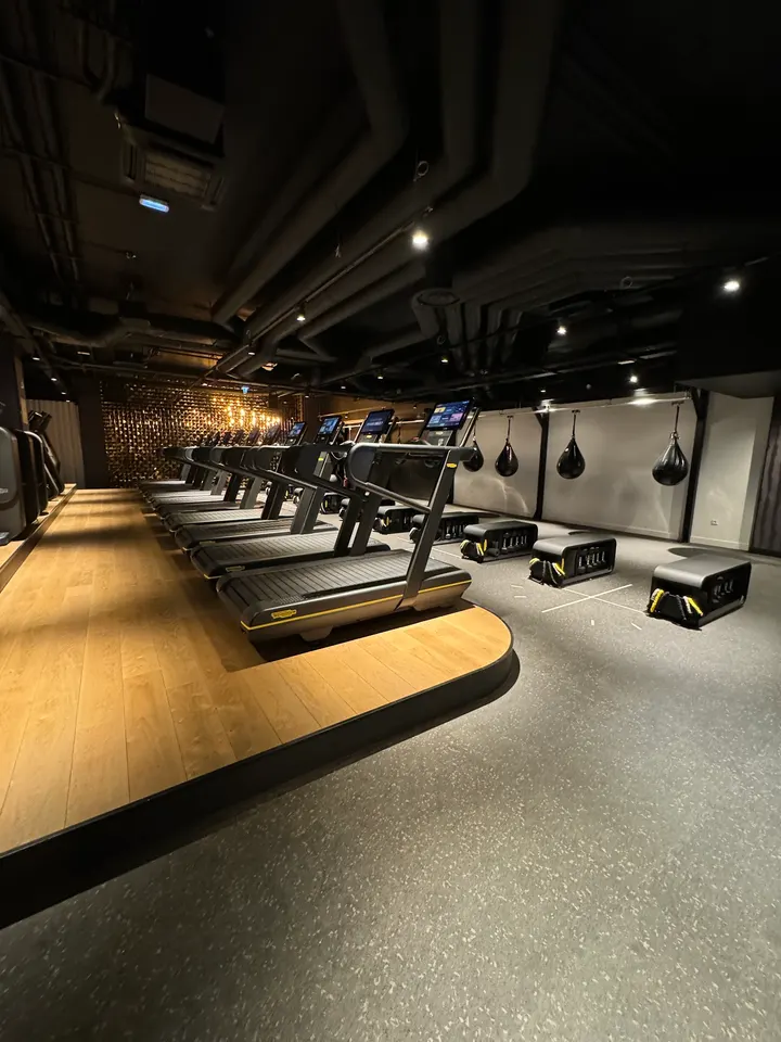 HEIMAT by Waris Dirie — salle de fitness-studio à Chaillot, Paris — 3