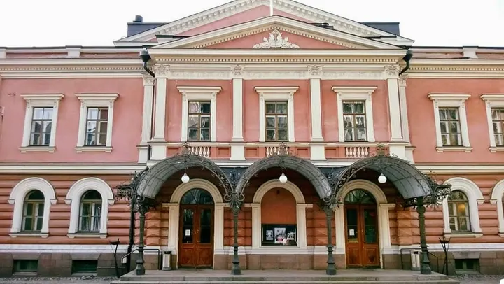 Tanssikoulu INTO — tanssi-studio – Kamppi, Helsinki — 3