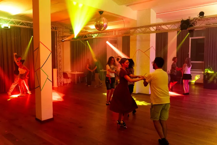Tanzschule Krebs — tanz-studio in Dianastraße, Nürnberg — 2