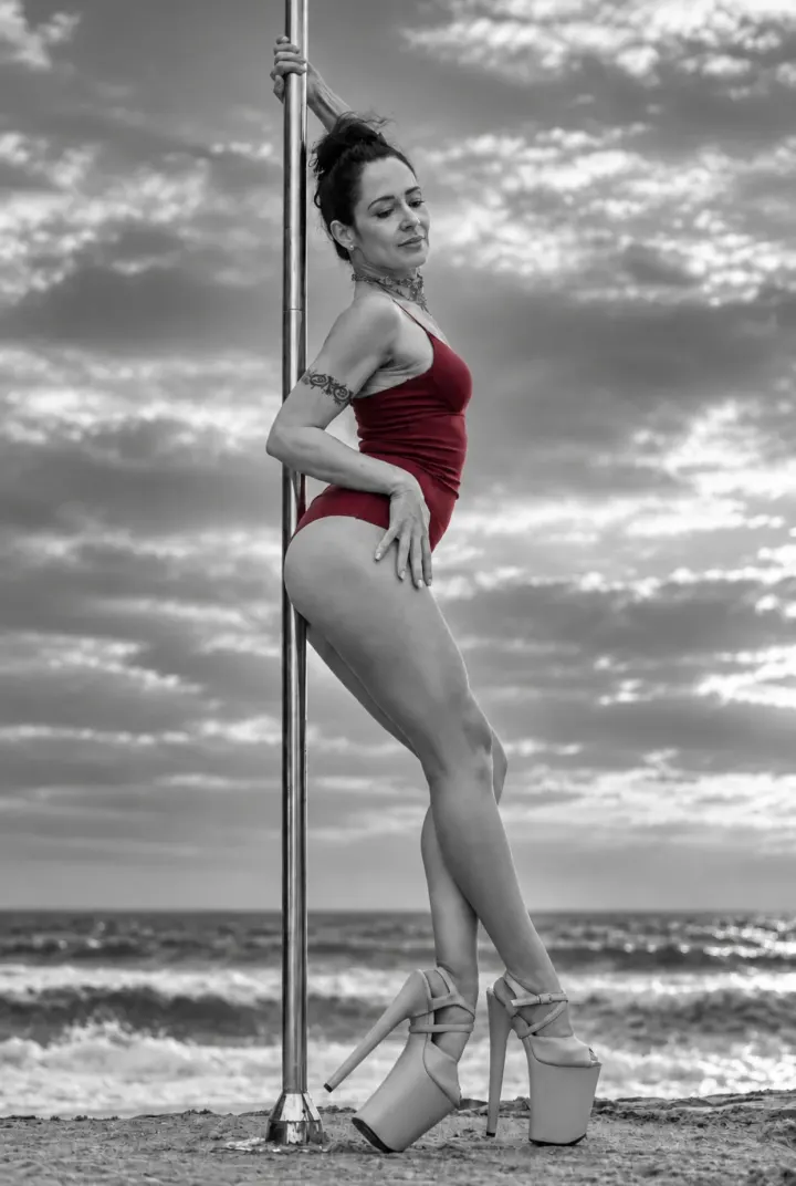 Pole Dance Portugal Lx Factory — pole dance-studio em Lisboa — 3