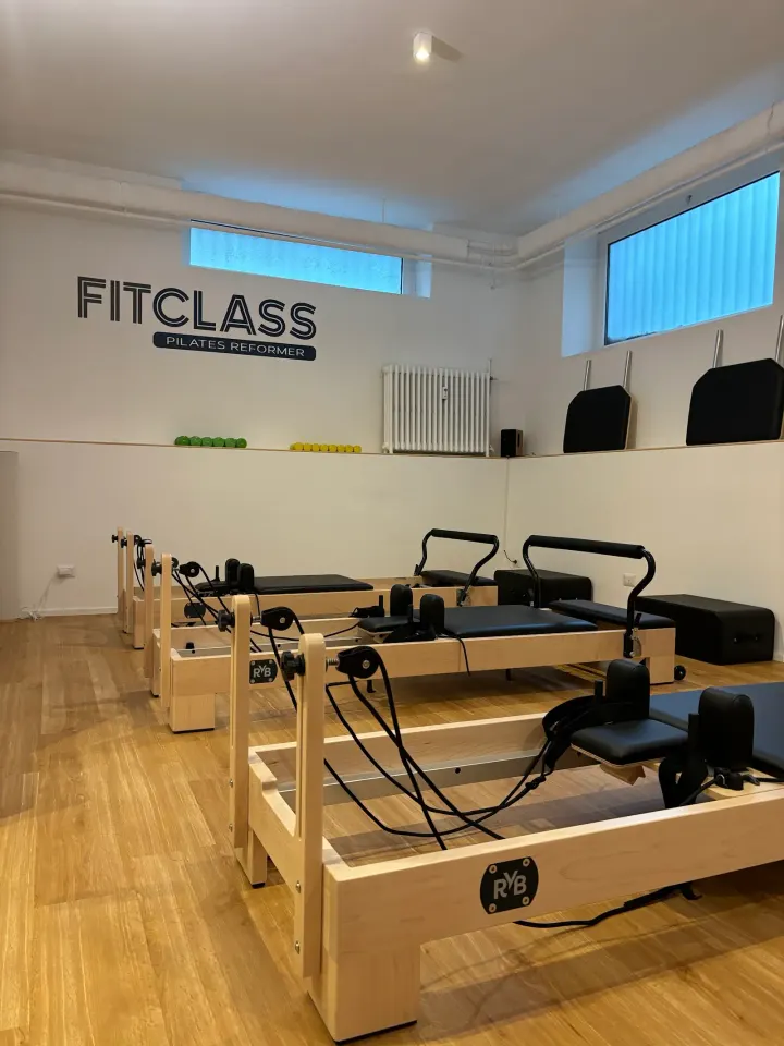 Fit Class Pilates Reformer — reformer pilates-studio a Tortona, Milano — 2