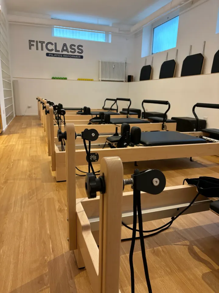 Fit Class Pilates Reformer — Reformer pilates a Tortona, Milano