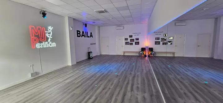 Escuela de baile María José Periñán — baile-studio en Puerto Real — 5