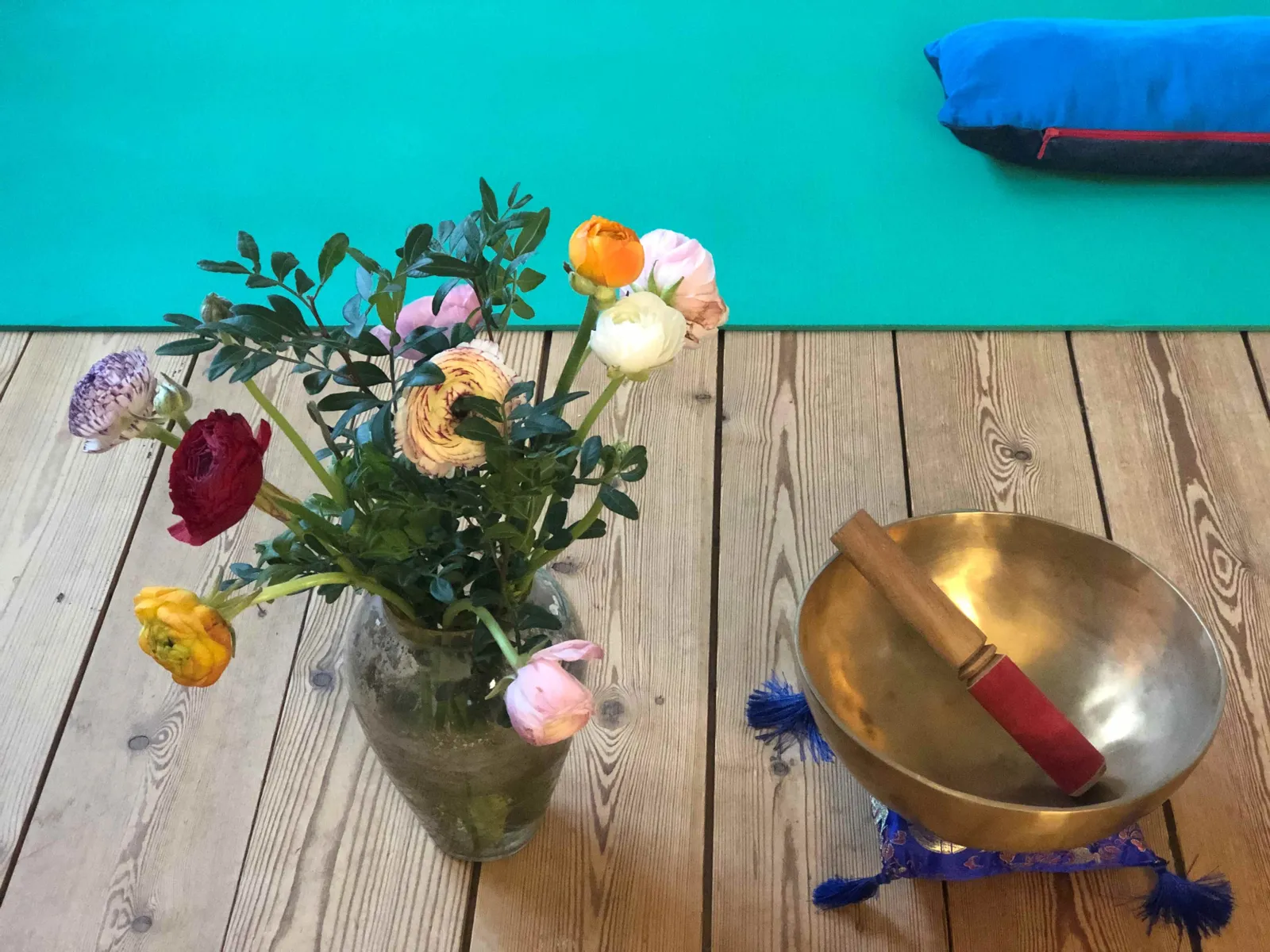 Flowside v/Sandra Breitenbach — yoga-studio i Højbjerg — 3