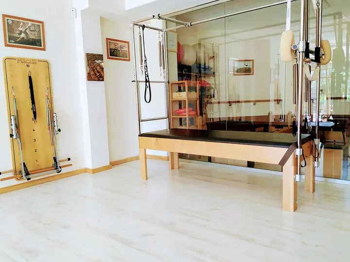 Pilates Co — Pilates en Dalt Vila, Eivissa