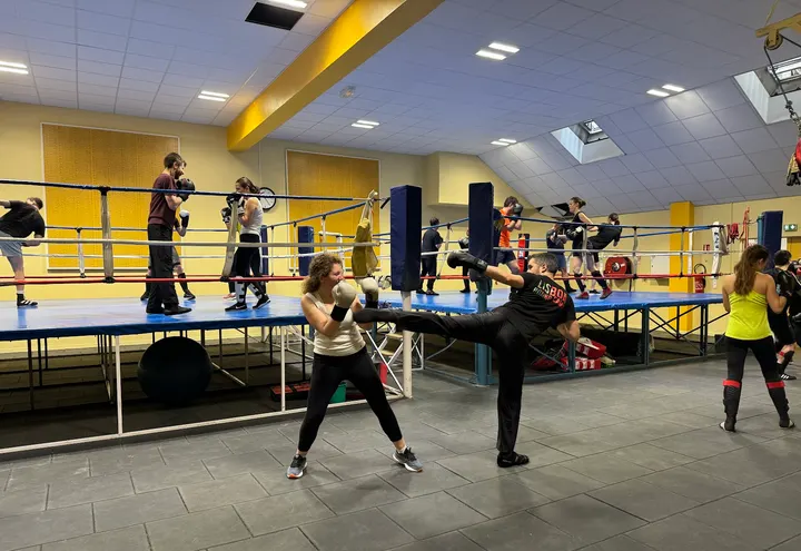 Amical Boxing Club - Savate boxe française — Boxe à Paris 9e Arrondissement, Paris