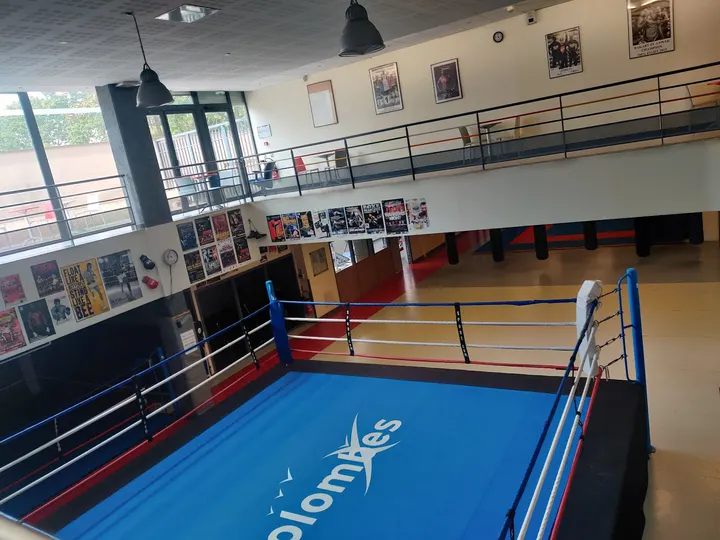 ESC Boxing Club Colombes — boxe-studio à Victor Basch, Colombes — 2