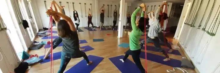 Espai de ioga Girona — yoga-studio i Barri Vell, Girona