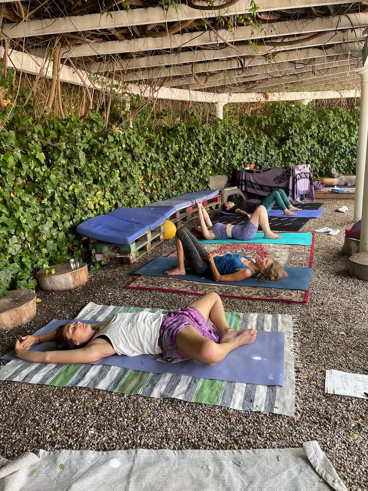Escueladeyoga,embarazoycrianza-Carmensánchezsegura-Viniyogaaltea — yoga-studio en Sant Roc, Altea — 2