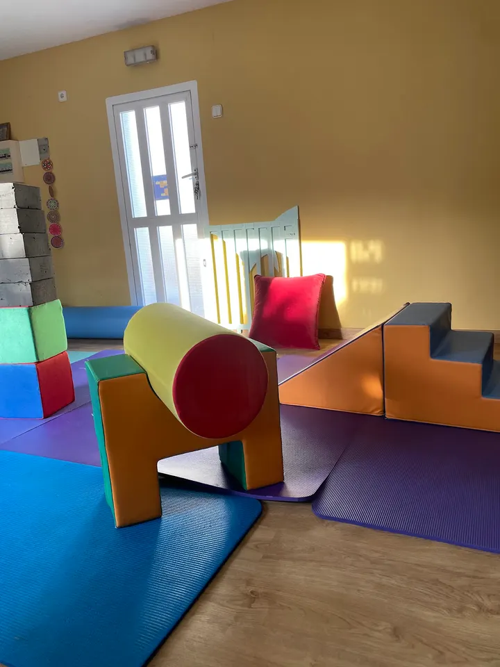 Escueladeyoga,embarazoycrianza-Carmensánchezsegura-Viniyogaaltea — yoga-studio en Sant Roc, Altea — 3