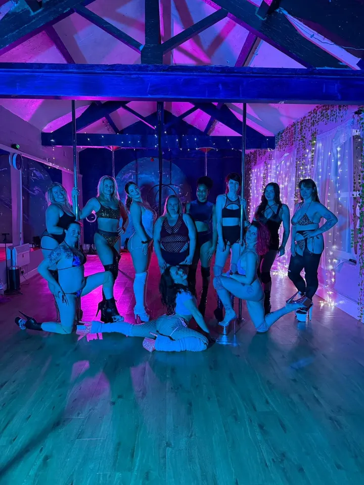 Cosmic Aerial Arts — pole fitness-studio in Macclesfield — 3