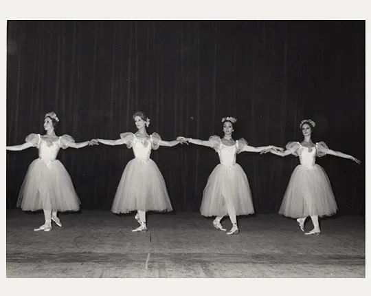 Ecole et Cours de Danse Classique adultes Antoinette Rabier — danse-studio à Paris — 3
