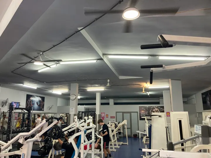 Athletic Gym — estudio de fitness-studio en Puerto del Carmen — 3