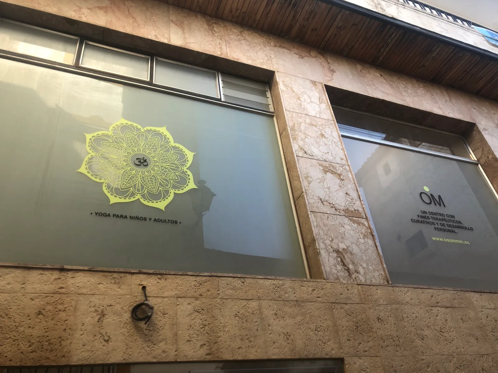 Escuela De Yoga Om — yoga-studio en Baza — 3