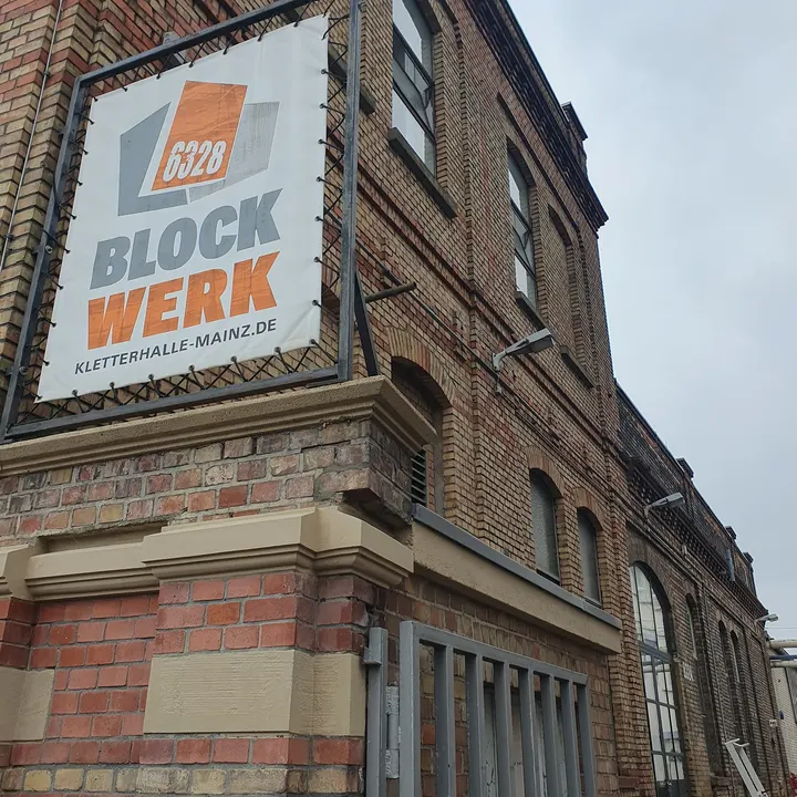 Blockwerk GmbH & Co KG- Kletterhalle Mainz — klettern-studio in Mainz — 4