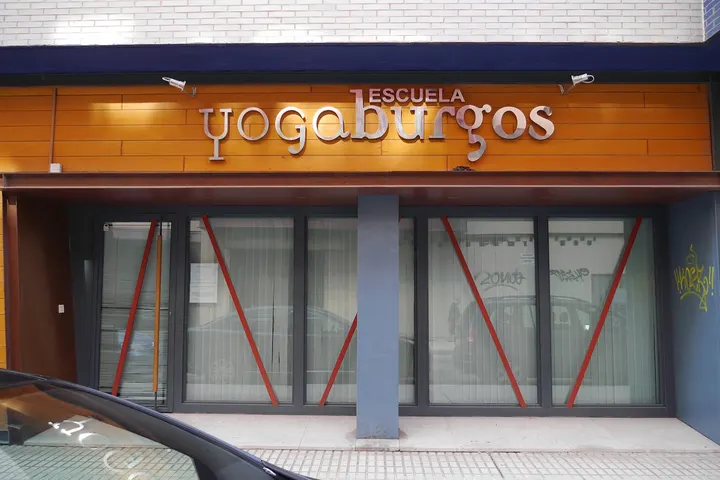 Yoti Yoga Escuela — yoga-studio en Burgos — 3