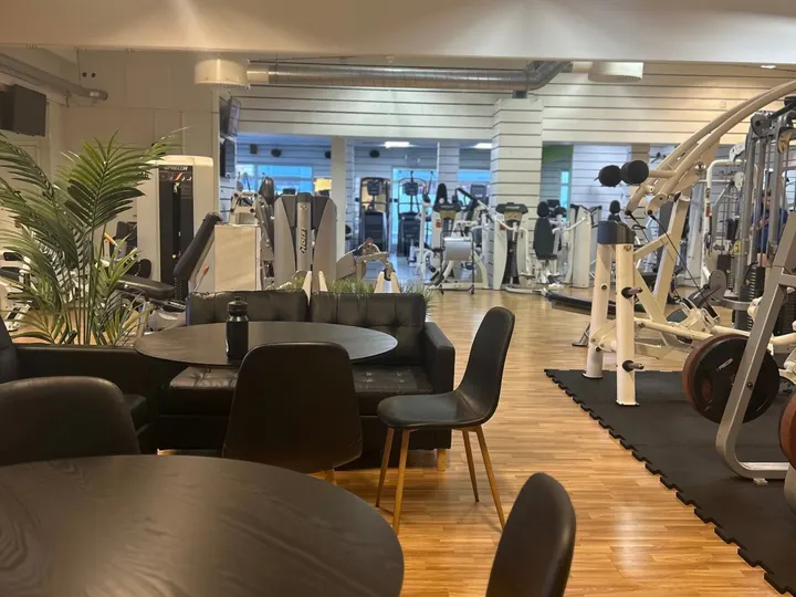 Fitnesscenter Grästorp — Träningsstudio i Grästorp