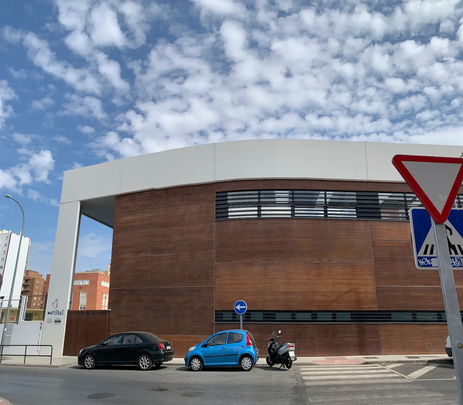 Record Sport — estudio de fitness-studio en María Auxiliadora, Badajoz — 2