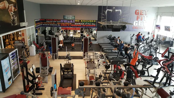 Gimnasio Gym Tonic Palma — estudio de fitness-studio en Son Fortesa, Palma — 2
