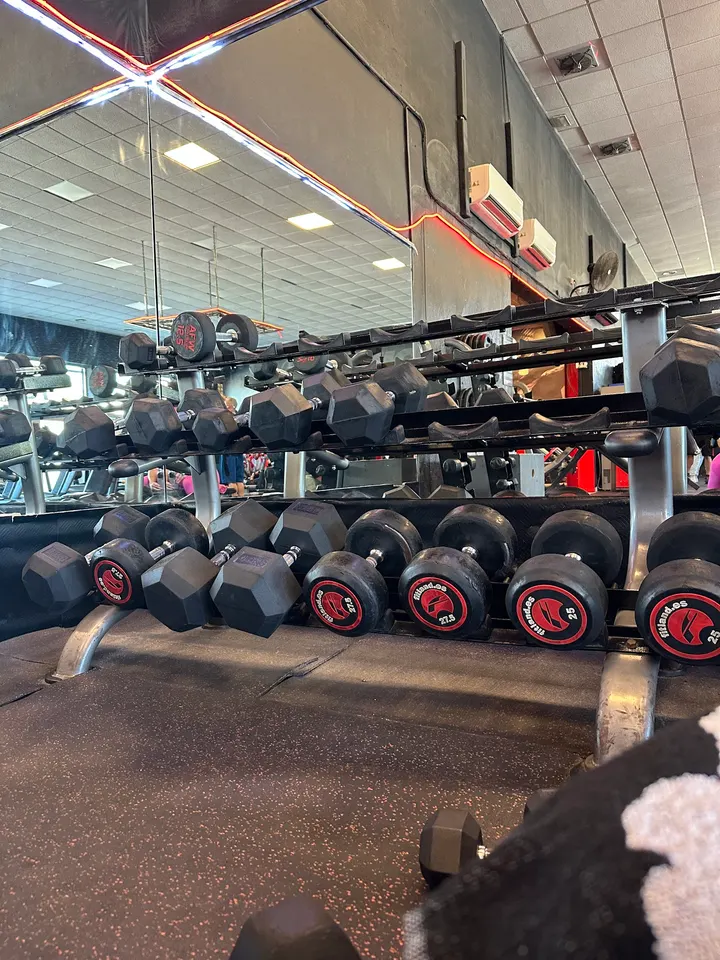 Gimnasio Gym Tonic Palma — estudio de fitness-studio en Palma — 3