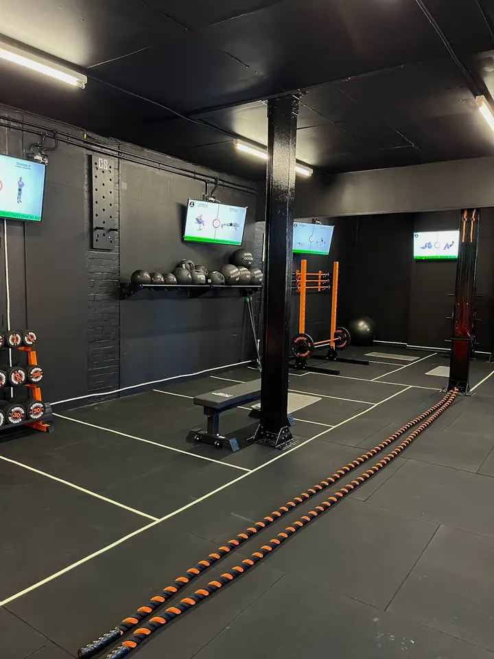 Blitz Hiit Gym — hiit-studio in Street — 4