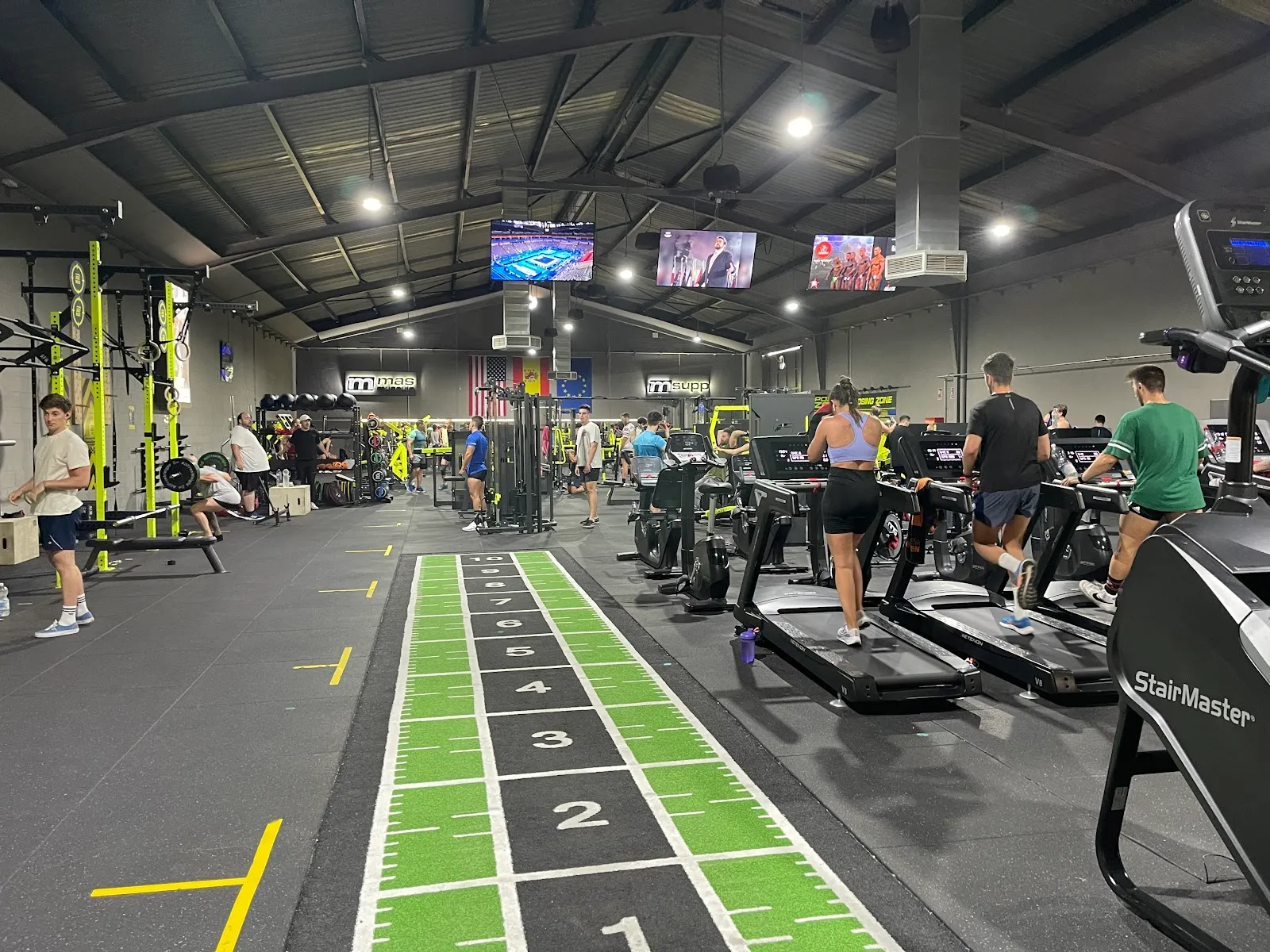 Masmusculo Gym MM Fit — estudio de fitness-studio en Albolote — 3