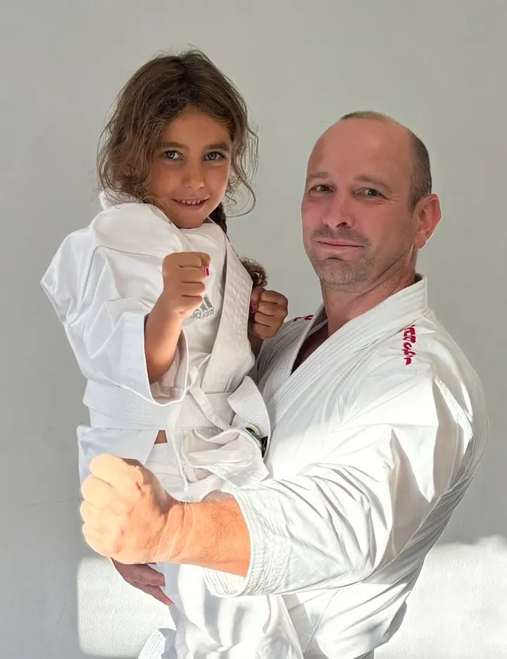 Asahi Karate Dō Niederkassel — kampfsport-studio in Niederkassel, Düsseldorf — 2