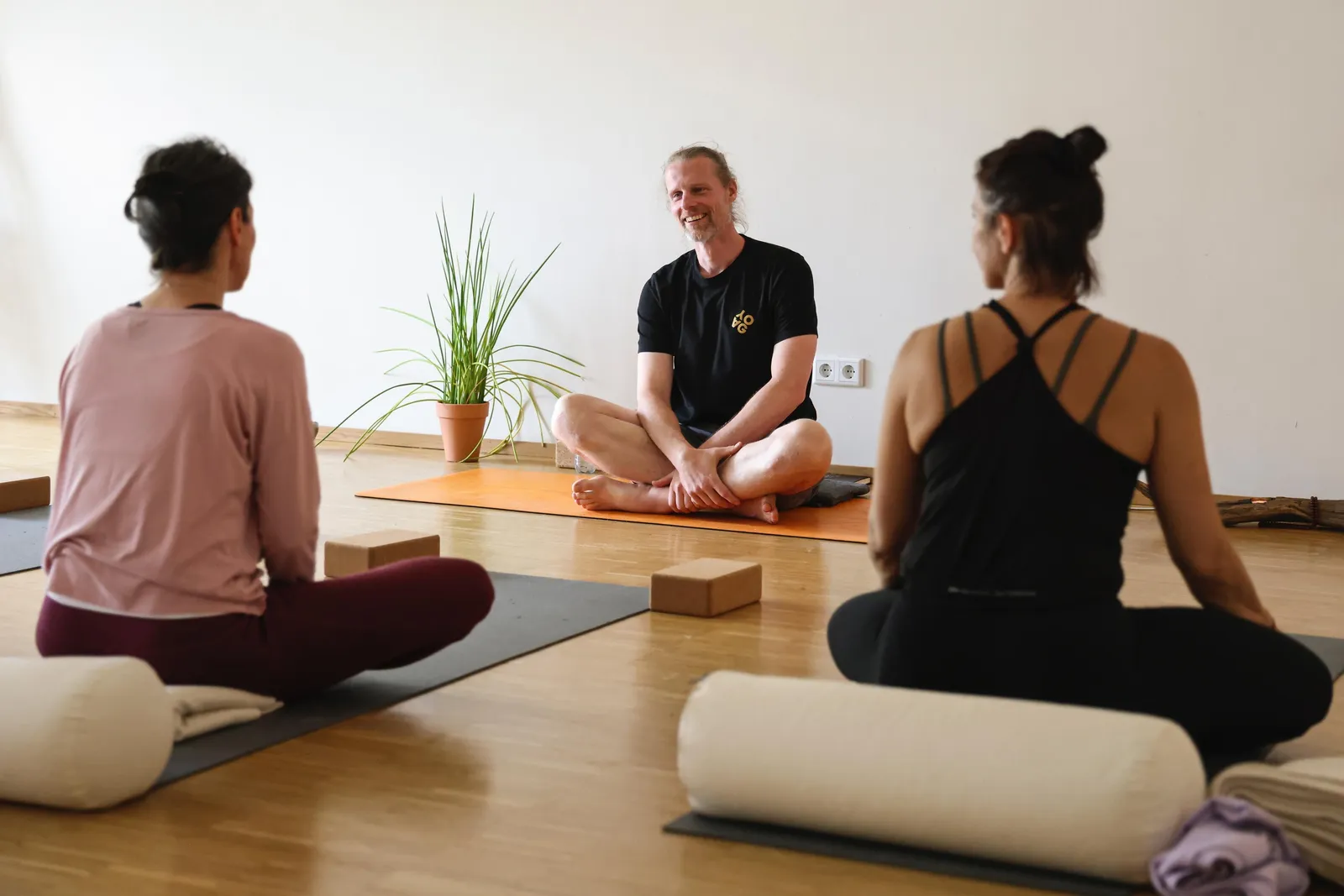 Yogawithmarc Dortmund — yoga-studio in Innenstadt Ost, Dortmund — 3