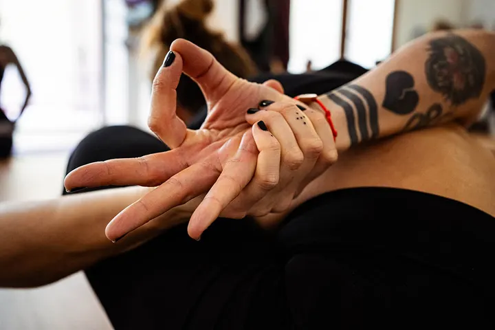 Drishti Yoga & Pilates Studio | Centro de Yoga y Pilates en Granada — pilates-studio i Joaquina Eguaras, Granada