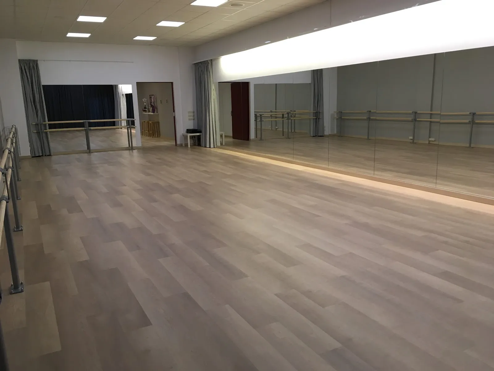 Guzmán Arts Escèniques — baile-studio en Benicarló — 3