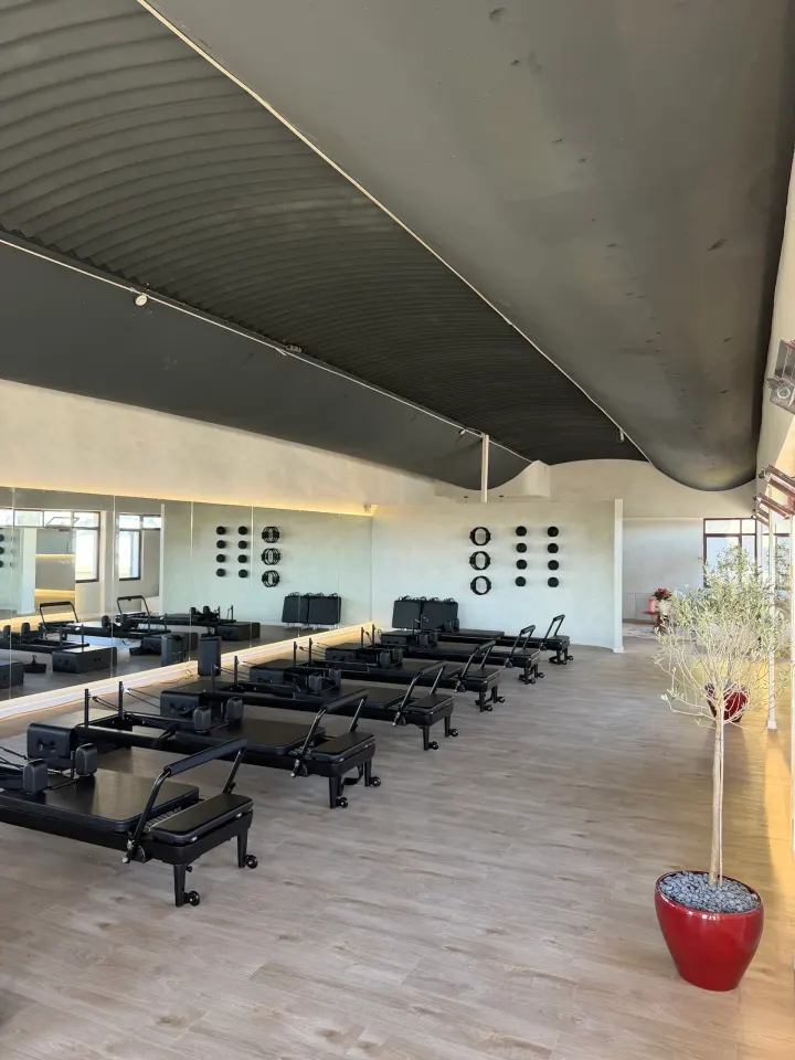 re:form collective — Pilates em Charneca de Caparica