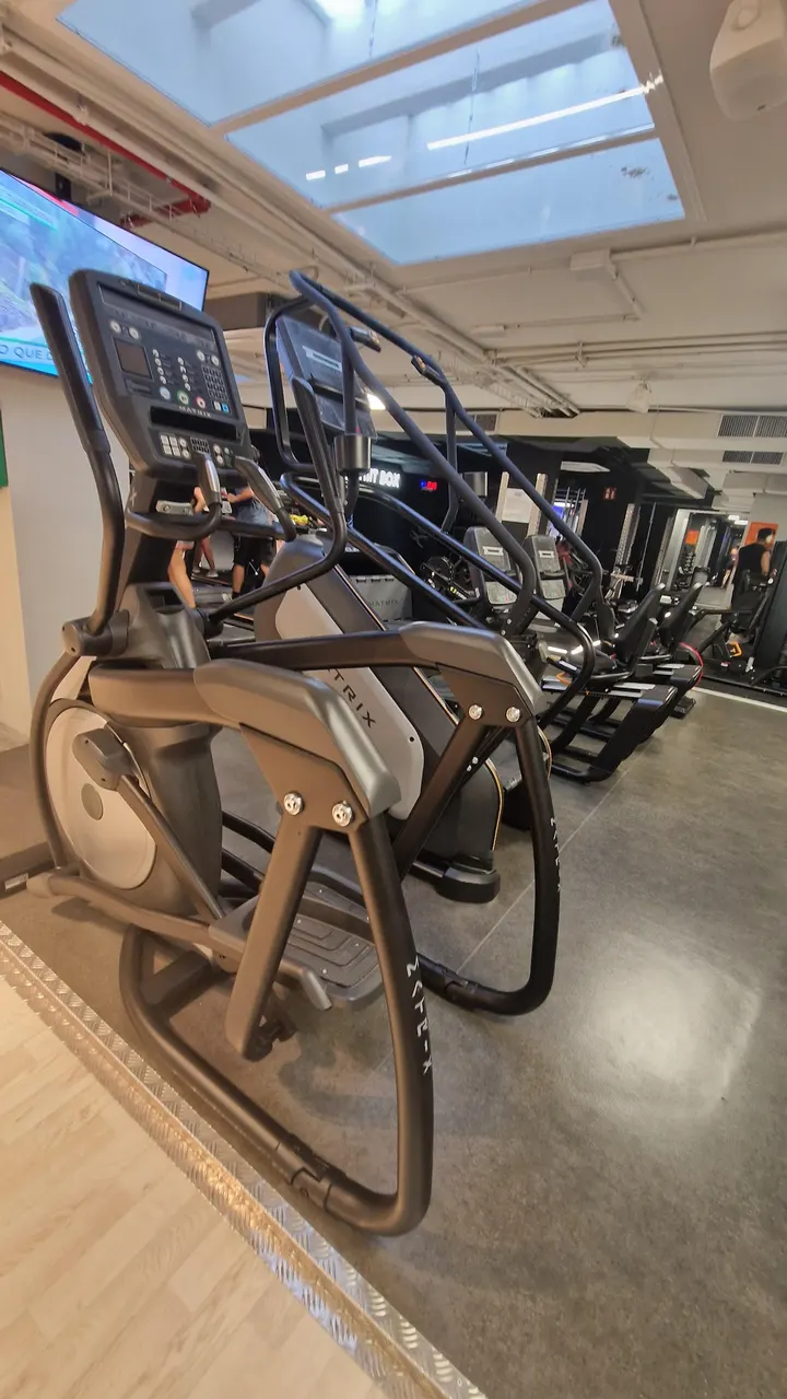 GYM VIVASPORT S.L. — estudio de fitness-studio en Sevilla — 5